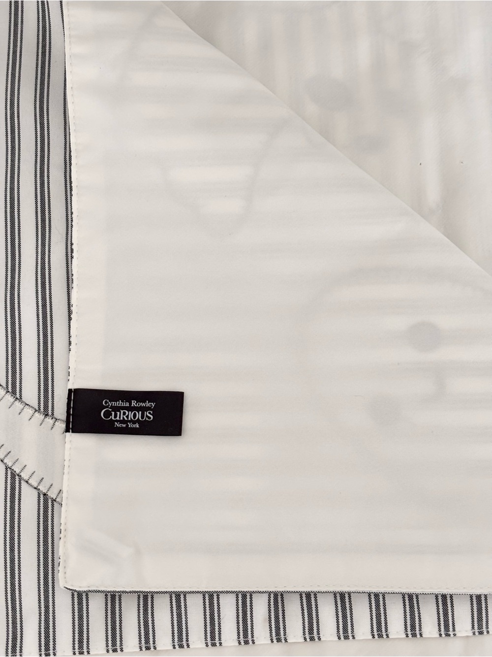 CYNTHIA ROWLEY Ghost Runner/ Topper - Picture 10 of 11